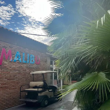 T2 Hawai - Malibu Village Apartment *